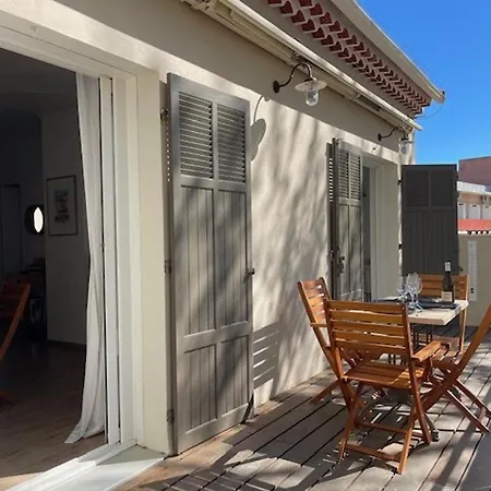 Moderne Centre-ville - Pers. - Fr-1-308-213 * Le Lavandou